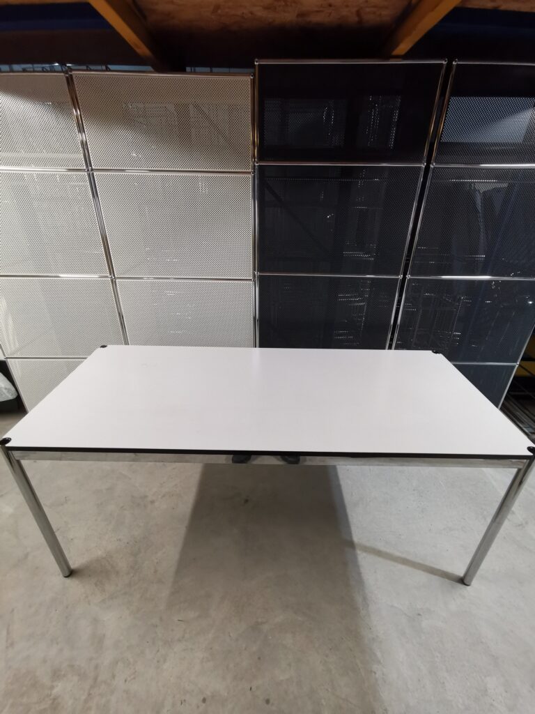 USM Tisch perlgrau 150 x 75 cm